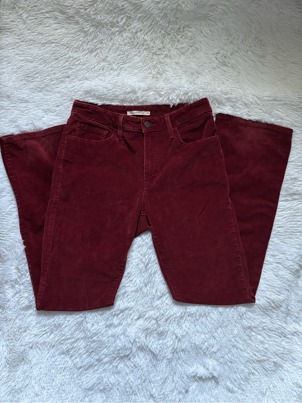 Burgundy High-Rise Flare Corduroy Levi’s Jeans